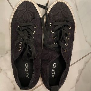 Black flower/lace Aldo shoes